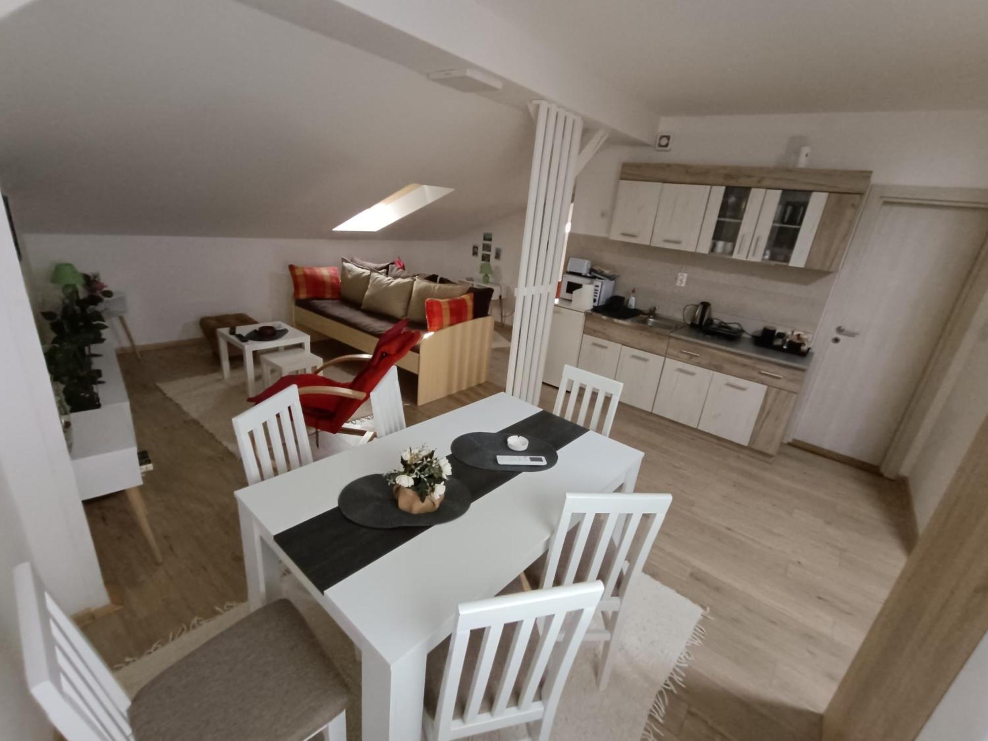 Apartmani S - Dsn Кралево Номер фото