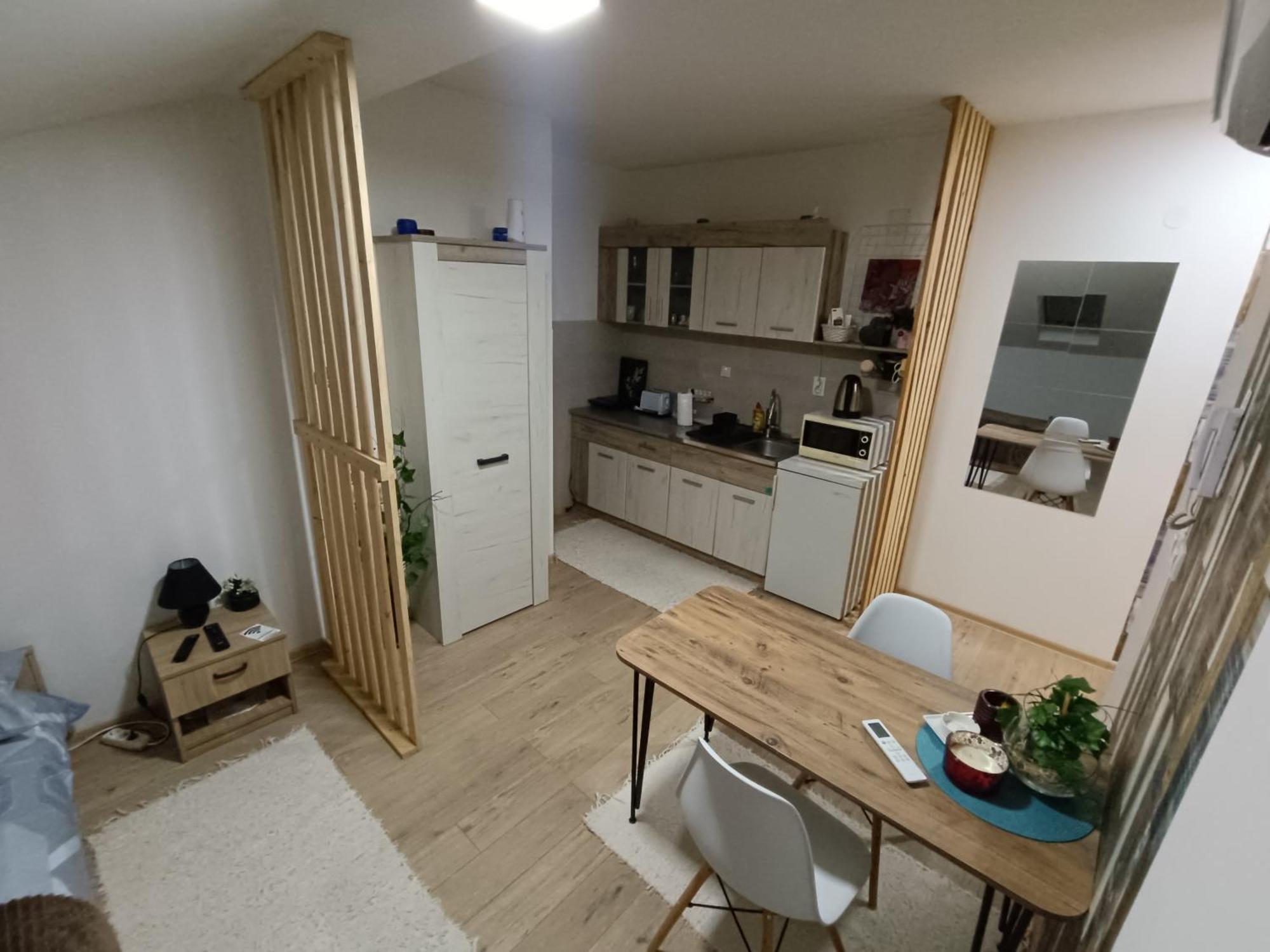 Apartmani S - Dsn Кралево Номер фото